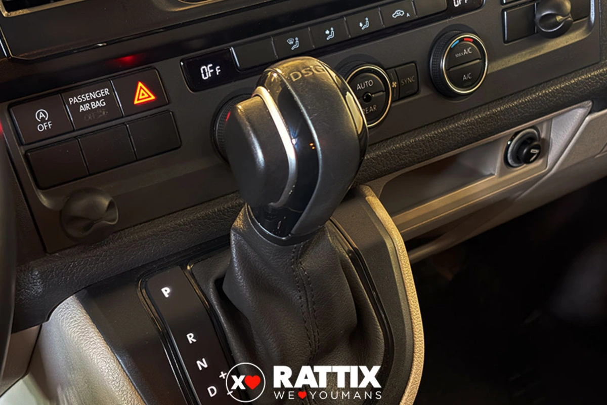 VOLKSWAGEN caravelle Caravelle 2.0